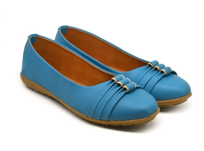 Mehar ventures into footwear